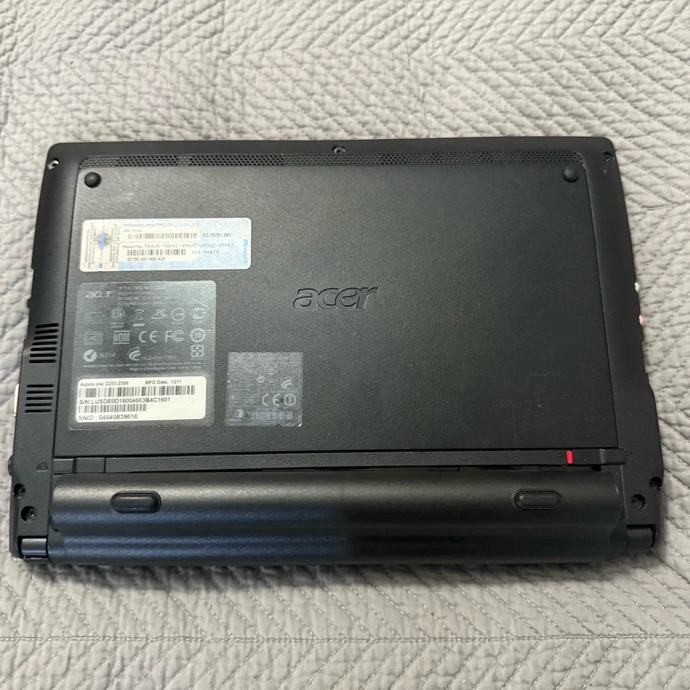 Acer Aspire One D255-2905 Black Notebook